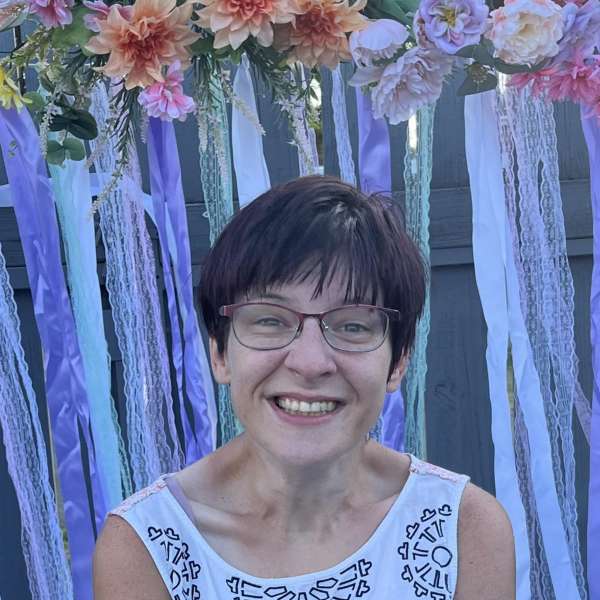 Carly’s: Creative & Supportive, Small Business Community!